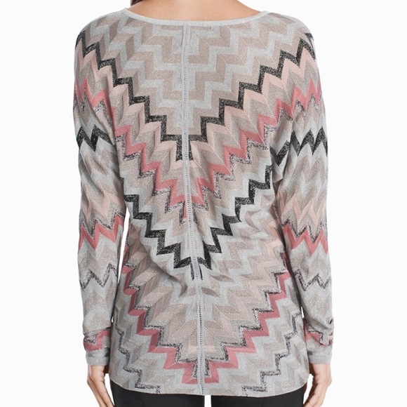 NWT White House Black Market V-Neck Chevron Pullover Sweater Top - Picture 2 of 4